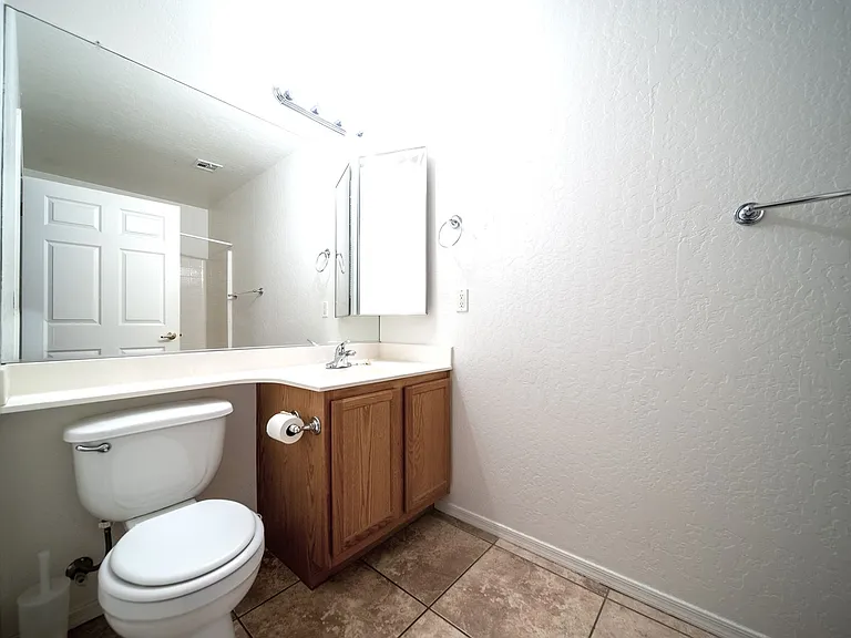 Bella Rosa Apartments — Photo 64