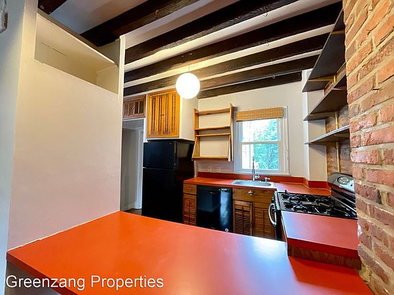 4th image of 2204 Brown St Floor 2
