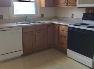 6343 Greenway Dr, Roanoke, VA