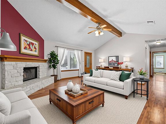 5th image of 10706 Creek View Dr