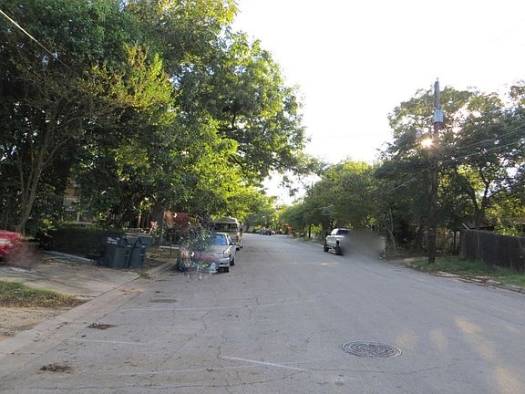 4th image of 214 Tampico St