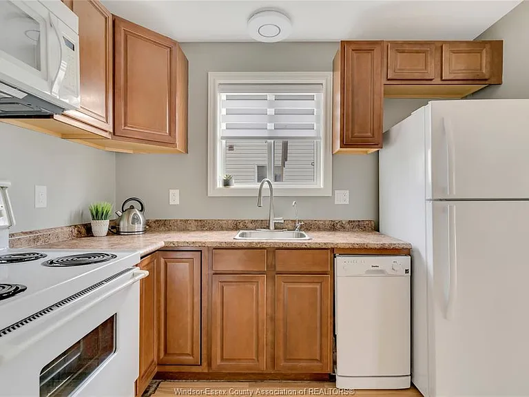176 Rivervilla Ct #UPPER — Photo 9