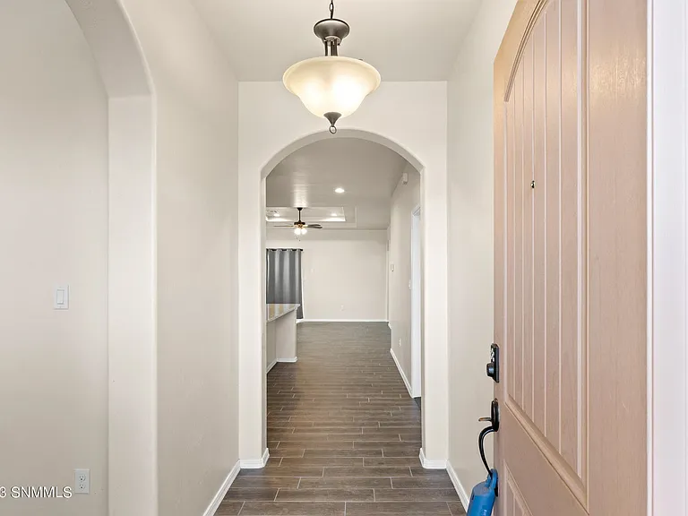 5926 Big Jim Dr — Photo 2