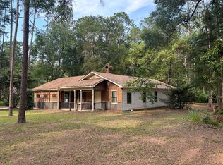9010 141st Ln, Live Oak, FL 32060
