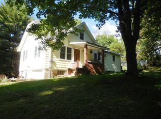 499 E Mall Ct, Edgerton, WI 53534