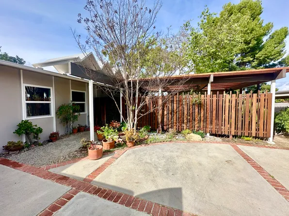 16703 Alginet Pl, Encino, CA 91436