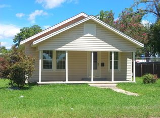 640 S 3rd St, Silsbee, TX 77656