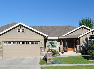 9005 N James Dr, Spokane, WA 99208