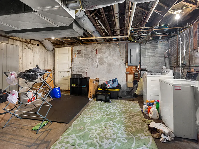 123 Adams St — Photo 30
