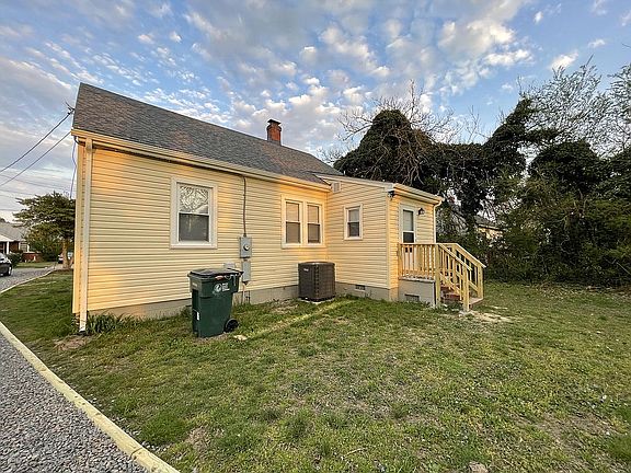 4th image of 4014 Oakleys Ln