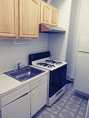 3rd image of 2534 Broadway APT 4B