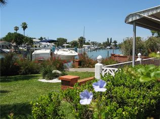 500 Normandy Rd APT 2, Madeira Beach, FL 33708