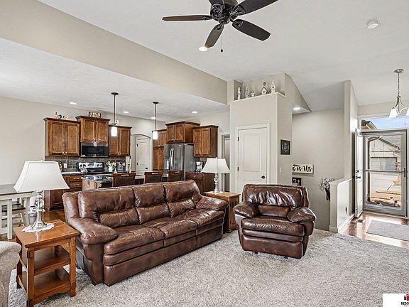 3rd image of 7264 Rachel Rd