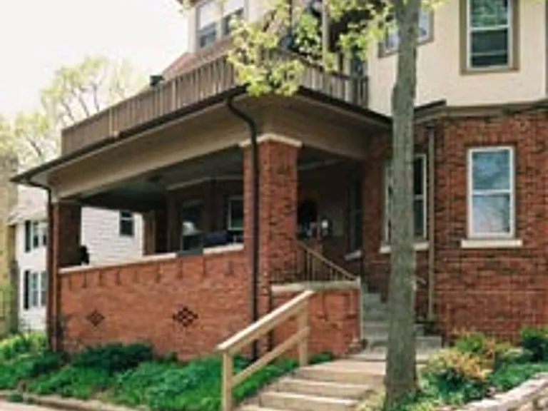 410 N Butler St — Photo 1