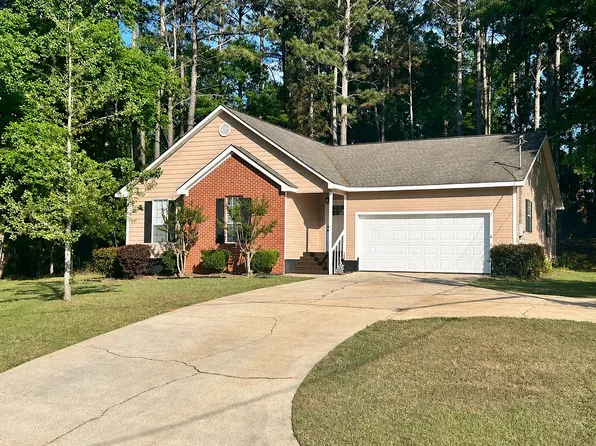 1786 Trenton Trl, Alexander City, AL 35010