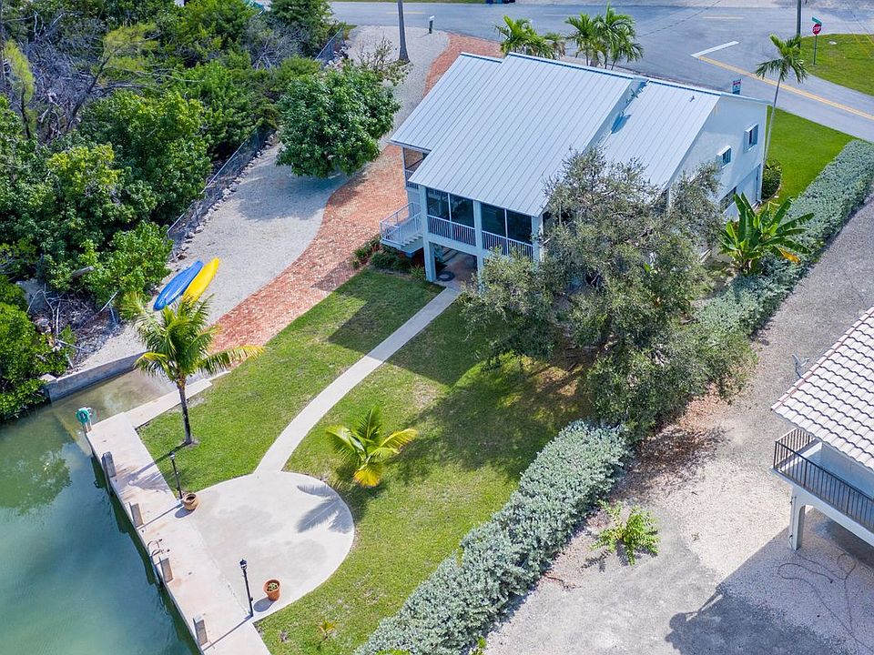 1st image of 1125 Calle Ensenada