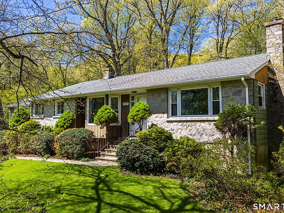 3rd image of 1241 Rice Avenue