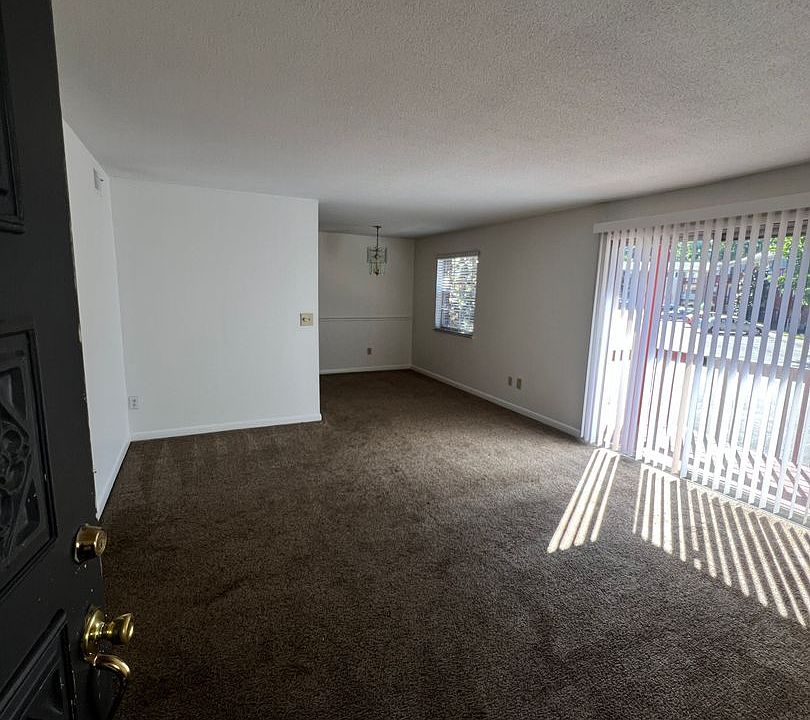 1st image of 8481 Beech Ave #B4
