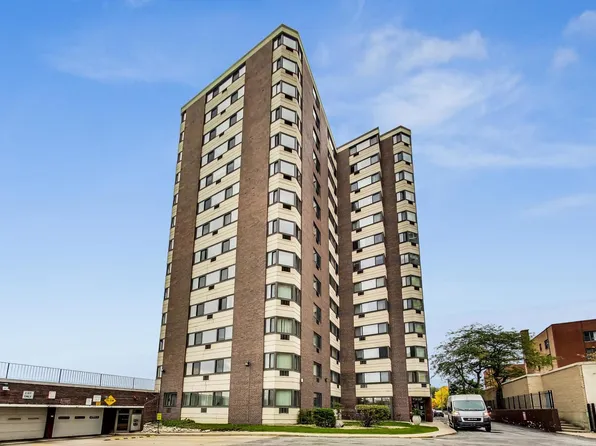 7337 S South Shore Dr APT 430, Chicago, IL 60649