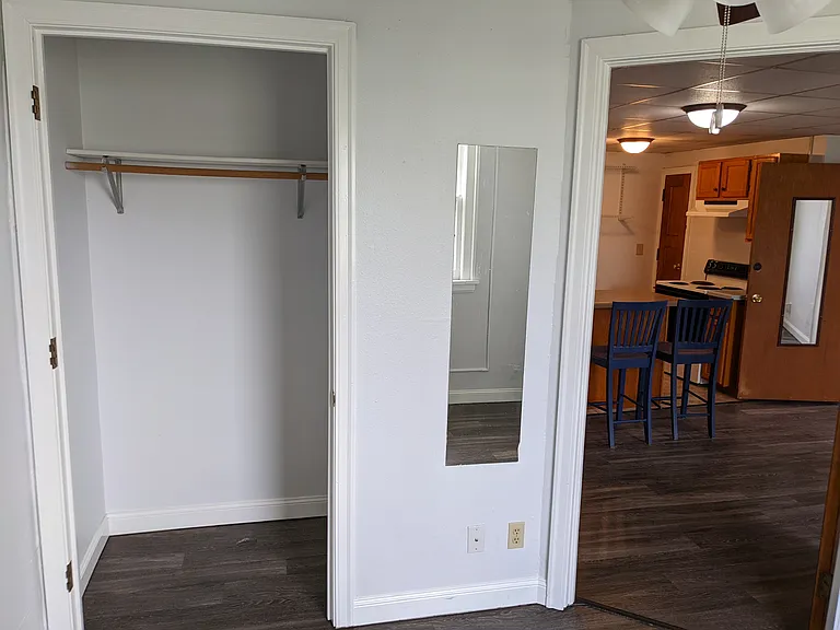 256 E Sarnia St #6 — Photo 14