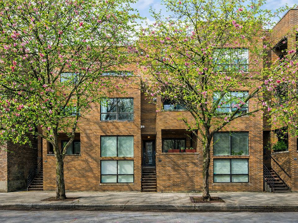 1st image of 4648 N Winthrop Ave APT 2A