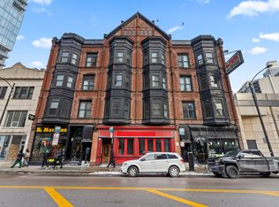 1131 N State St APT 3C, Chicago, IL 60610