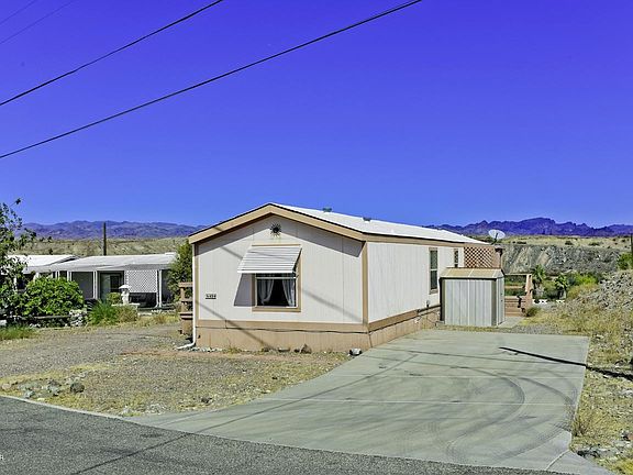 3rd image of 484 E Bluewater Dr
