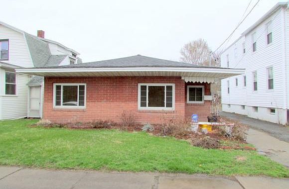 1st image of 63 Carlton St