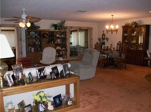 5th image of 10105 Matchlock Dr