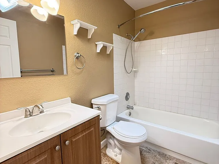 1010 Pueblo Dr — Photo 12