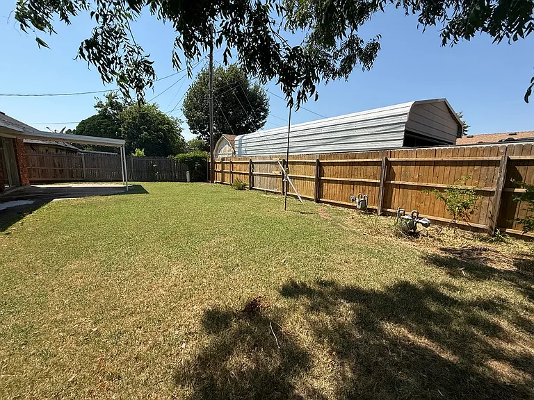 1101 NW 103rd St — Photo 19