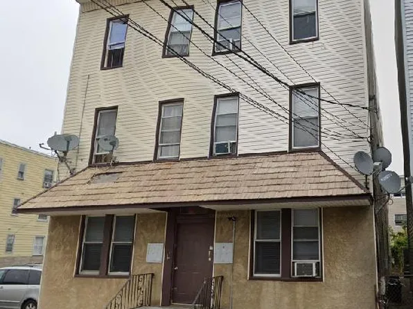 11 Kingsland Ave APT 2R, Harrison, NJ 07029