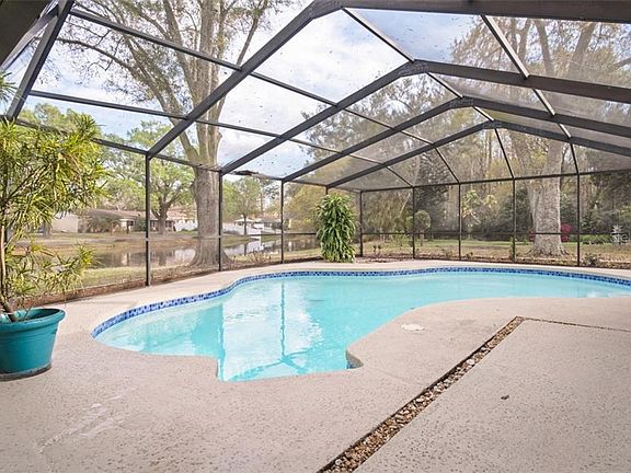 3rd image of 15903 Country Farm Pl
