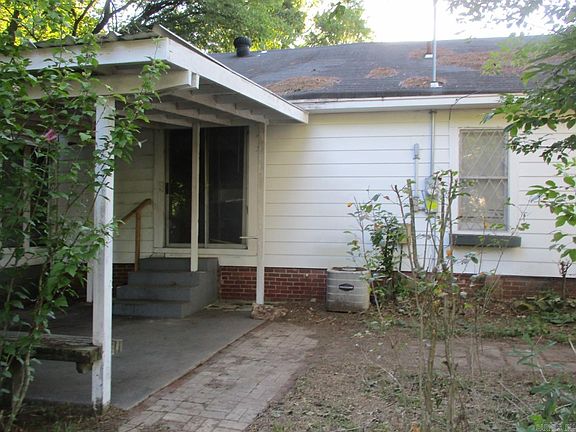 4th image of 234 Oaklawn St