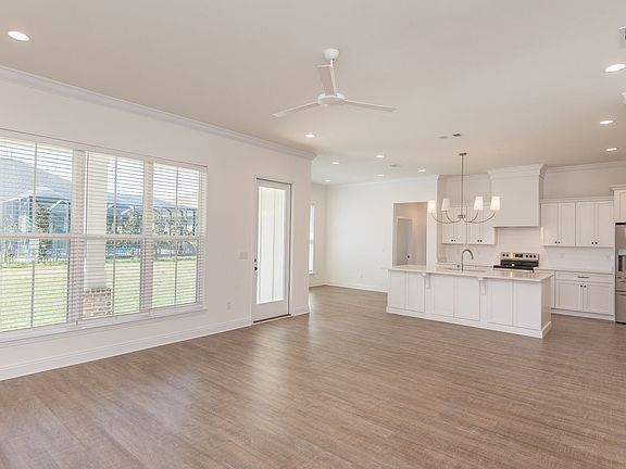 3rd image of 5435 Southlake Dr
