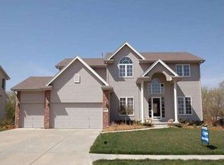 208 N 199th St, Elkhorn, NE 68022