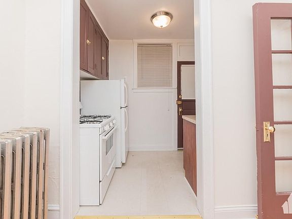 3rd image of 4883 N Paulina St #1