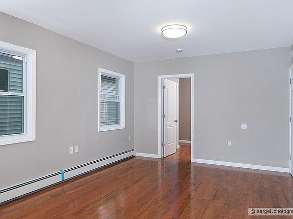 4th image of 86-10 126th St