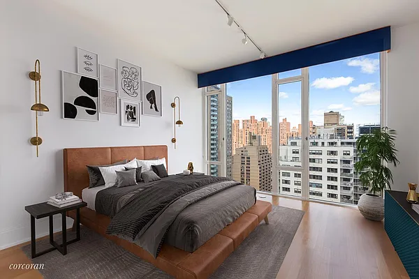 Sold by Corcoran | media 21