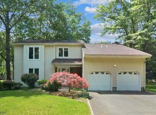 15 Moray Ave, Bridgewater, NJ 08807
