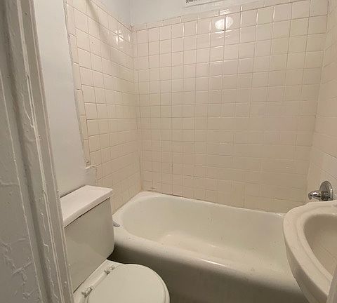 5th image of 244 W 10th St #13