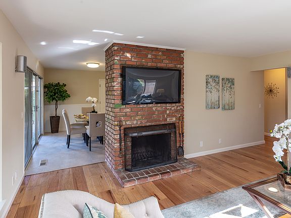 5th image of 5481 Begonia Dr