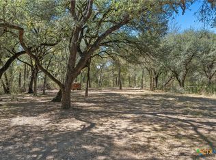 6.75 County Road 473, Lott, TX 76656