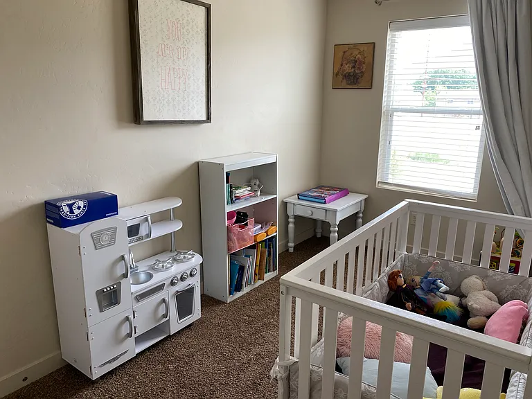 747 E 150 N — Photo 11