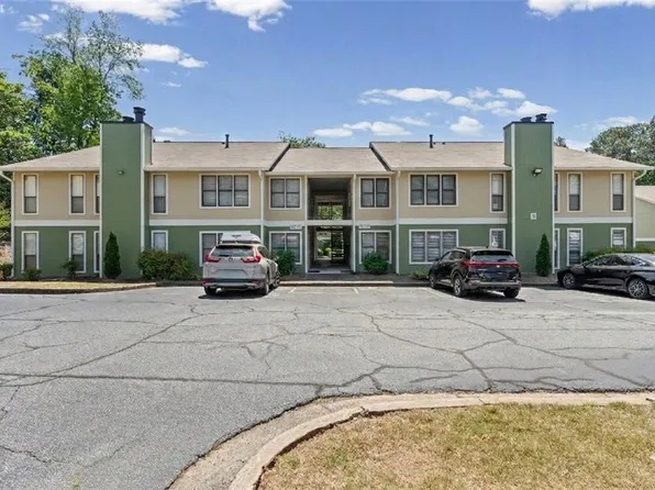 1349 Branch Dr, Tucker, GA 30084