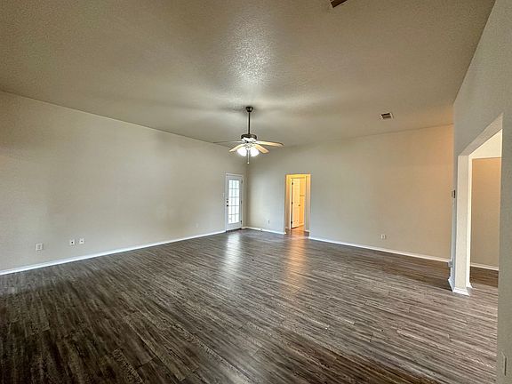 5th image of 5204 Yellow Pine Ct