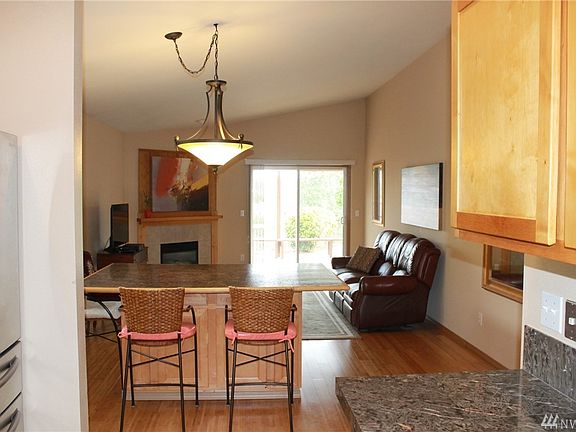 3rd image of 18004 109th Street Ct E