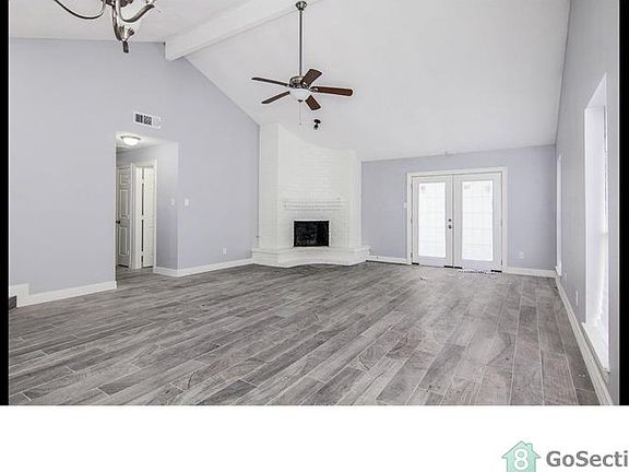 4th image of 15730 Fox Springs Dr