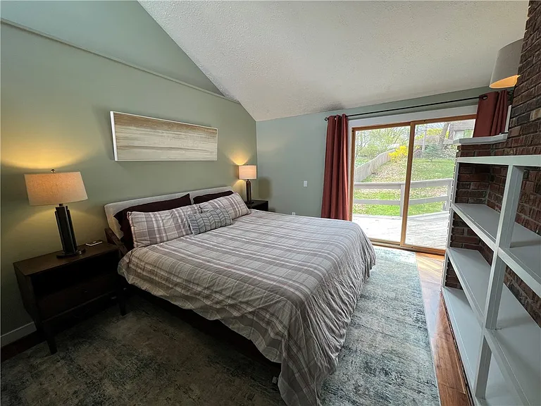 27 Hoyt Pl — Photo 19