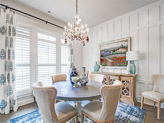 3rd image of 4362 Parkside Pl